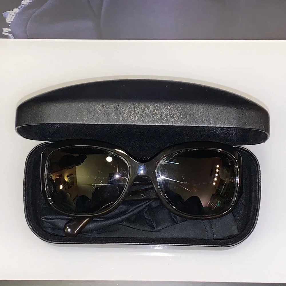 Dolce and Gabbana DD 8065 Polarized‎ Sunglasses